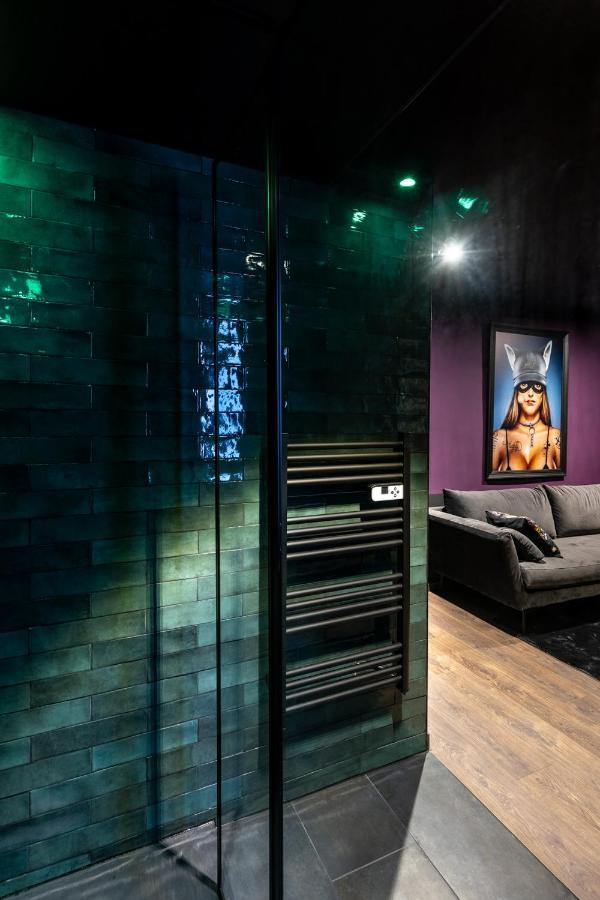 Cherie Cherry - Romantic And Bdsm House Briey Exterior photo